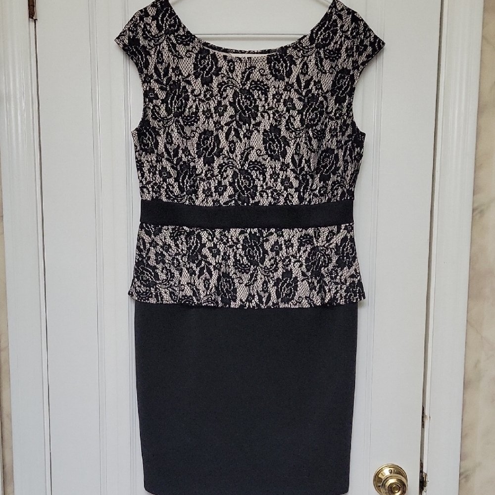 Aa Studio Elegant Black and Cream Midi Dress